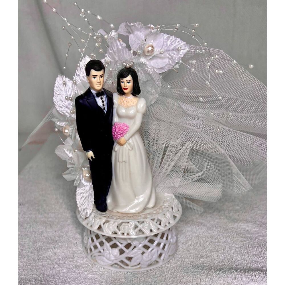 Vtg Bride and Groom Wedding Cake Topper With Stand, Tulle and Decorative Beading